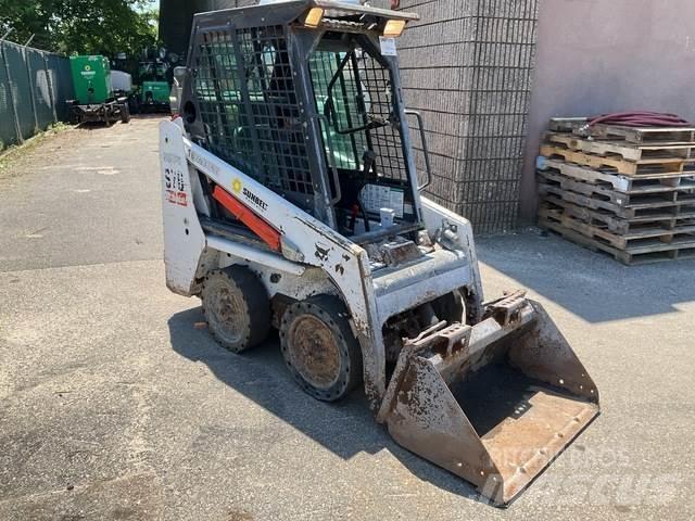 Bobcat S70 لوادر انزلاقية التوجيه