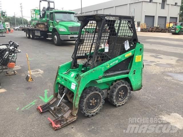 Bobcat S70 لوادر انزلاقية التوجيه