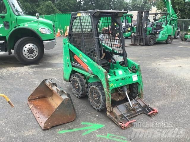 Bobcat S70 لوادر انزلاقية التوجيه