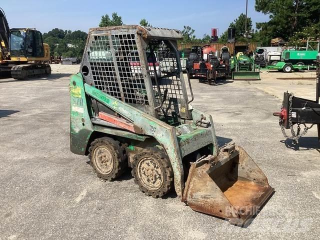 Bobcat S70 لوادر انزلاقية التوجيه