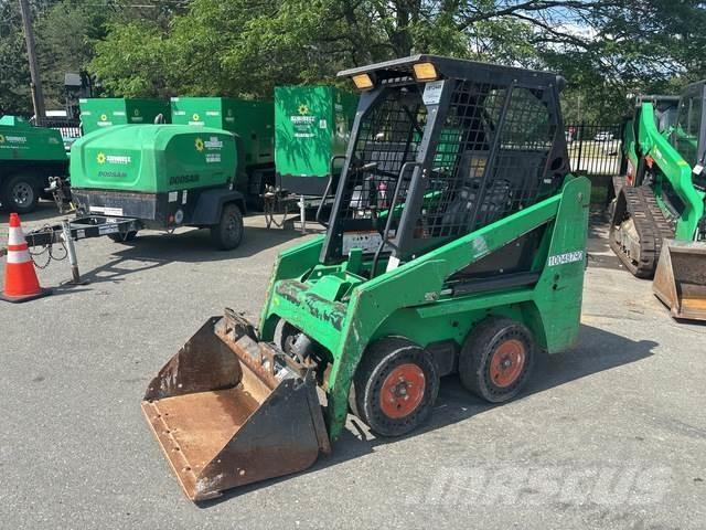 Bobcat S70 لوادر انزلاقية التوجيه