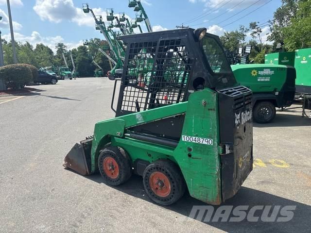 Bobcat S70 لوادر انزلاقية التوجيه