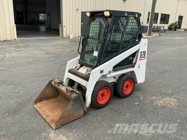 Bobcat S70 لوادر انزلاقية التوجيه