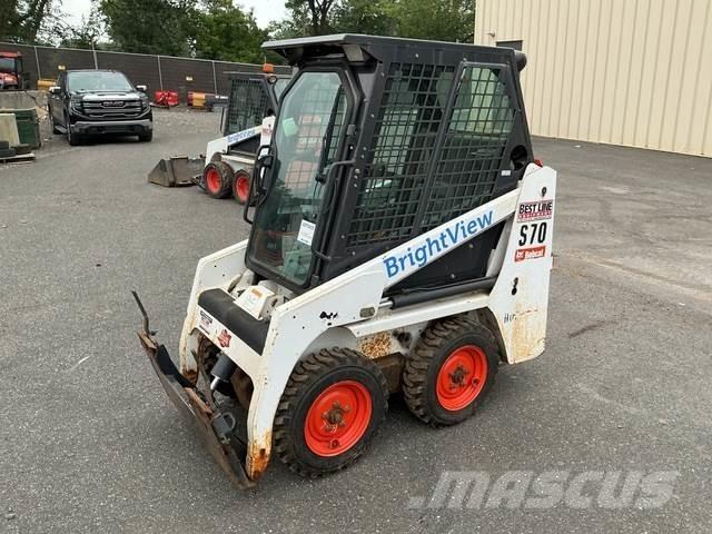 Bobcat S70 لوادر انزلاقية التوجيه