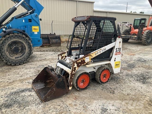 Bobcat S70 لوادر انزلاقية التوجيه