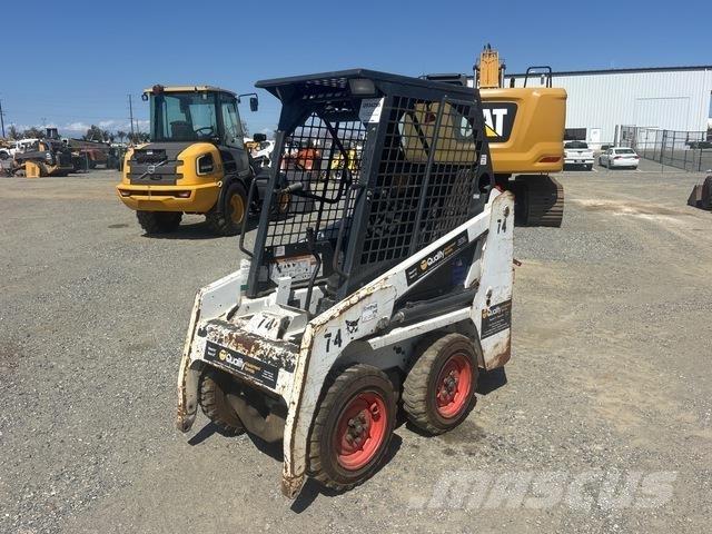 Bobcat S70 لوادر انزلاقية التوجيه