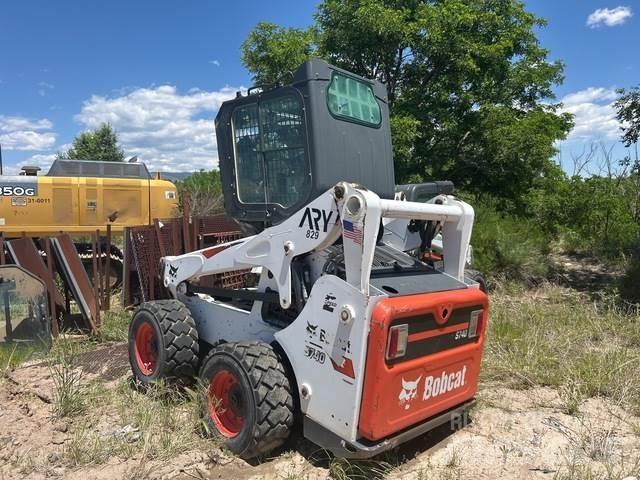 Bobcat S740 لوادر انزلاقية التوجيه