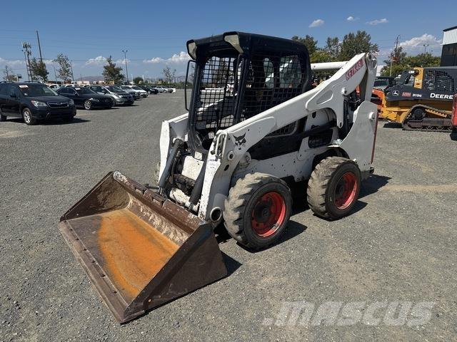 Bobcat S750 لوادر انزلاقية التوجيه