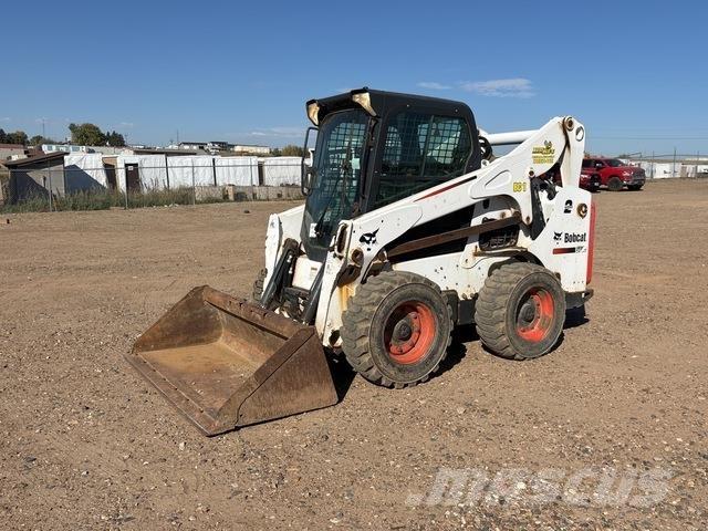 Bobcat S750 لوادر انزلاقية التوجيه