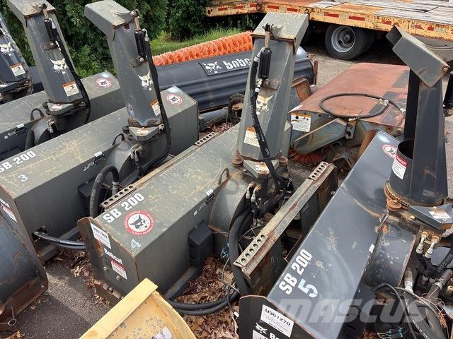 Bobcat SB200 قاذفات الجليد