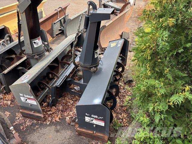 Bobcat SB200 قاذفات الجليد