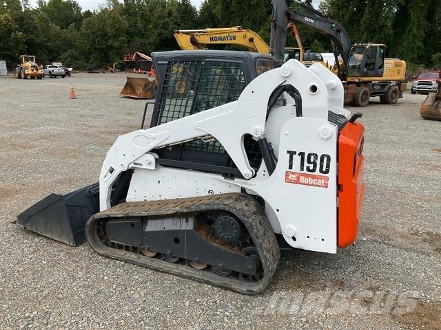 Bobcat T190 لوادر انزلاقية التوجيه