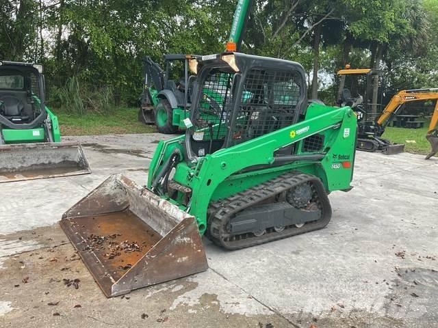 Bobcat T450 لوادر انزلاقية التوجيه