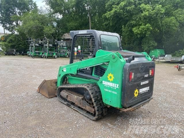 Bobcat T450 لوادر انزلاقية التوجيه