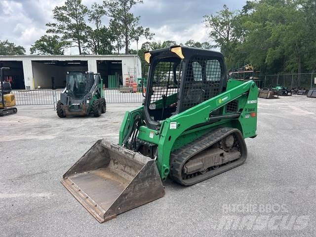 Bobcat T450 لوادر انزلاقية التوجيه