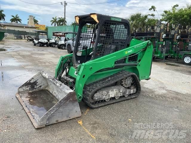 Bobcat T450 لوادر انزلاقية التوجيه