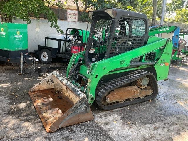 Bobcat T450 لوادر انزلاقية التوجيه