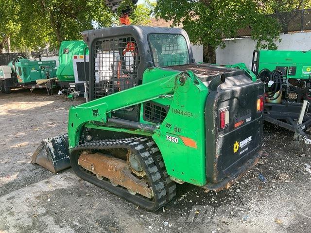Bobcat T450 لوادر انزلاقية التوجيه