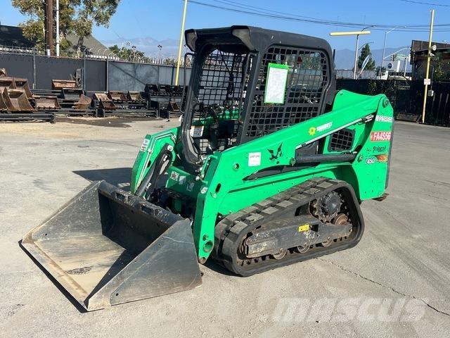 Bobcat T450 لوادر انزلاقية التوجيه