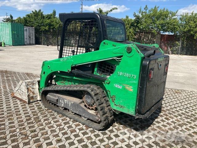 Bobcat T450 لوادر انزلاقية التوجيه