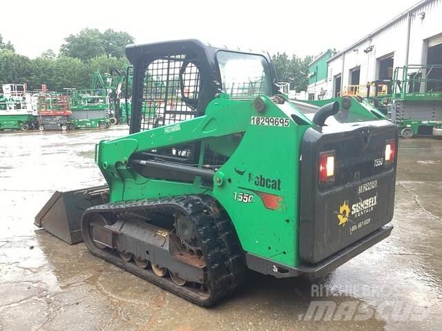 Bobcat T550 لوادر انزلاقية التوجيه