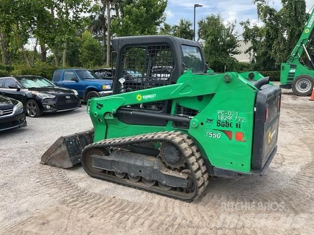 Bobcat T550 لوادر انزلاقية التوجيه
