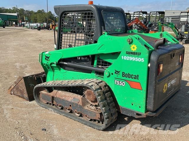 Bobcat T550 لوادر انزلاقية التوجيه