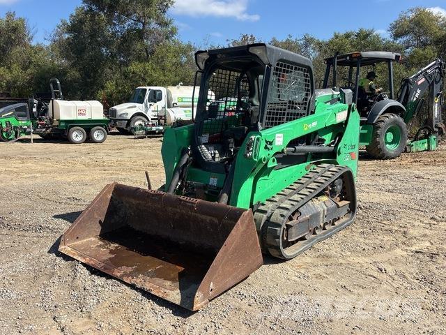 Bobcat T550 لوادر انزلاقية التوجيه