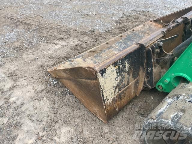 Bobcat T630 لوادر انزلاقية التوجيه