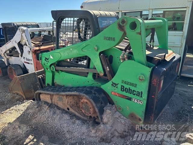 Bobcat T650 لوادر انزلاقية التوجيه