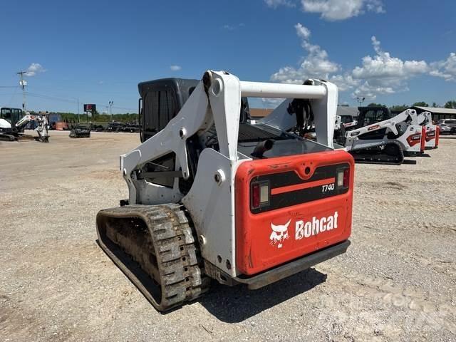 Bobcat T740 لوادر انزلاقية التوجيه