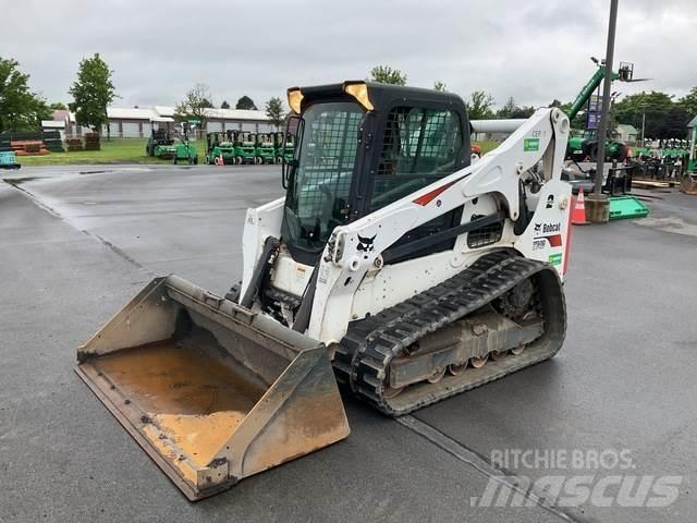 Bobcat T740 لوادر انزلاقية التوجيه