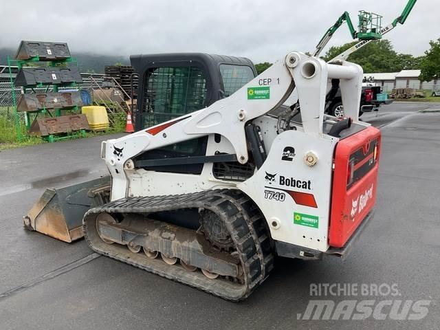 Bobcat T740 لوادر انزلاقية التوجيه