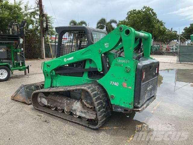Bobcat T740 لوادر انزلاقية التوجيه