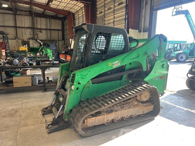 Bobcat T740 لوادر انزلاقية التوجيه