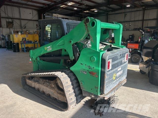 Bobcat T740 لوادر انزلاقية التوجيه