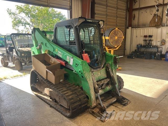 Bobcat T740 لوادر انزلاقية التوجيه