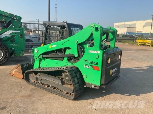 Bobcat T740 لوادر انزلاقية التوجيه