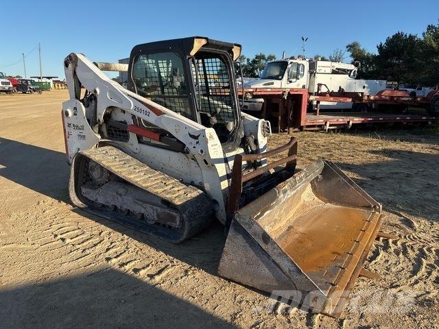 Bobcat T740 لوادر انزلاقية التوجيه