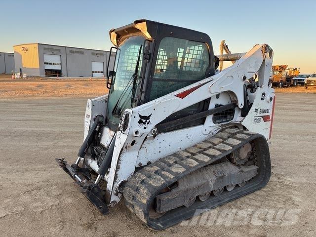 Bobcat T740 لوادر انزلاقية التوجيه