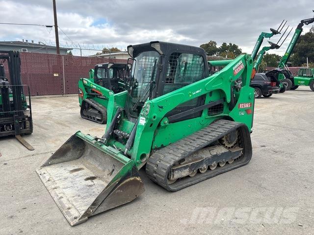 Bobcat T740 لوادر انزلاقية التوجيه