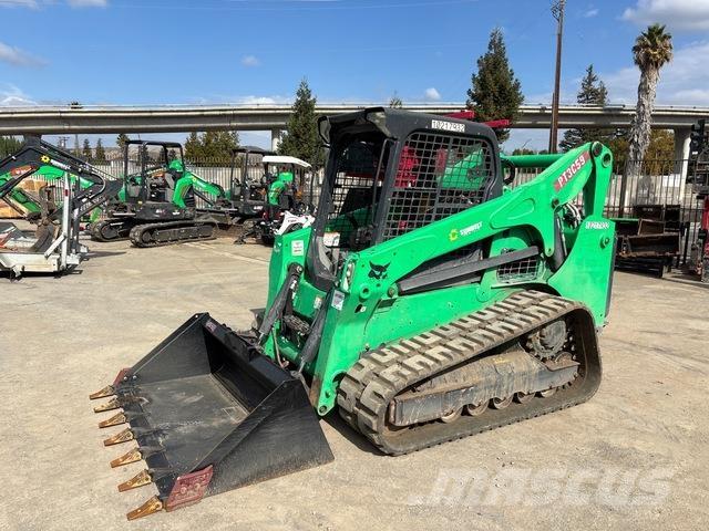 Bobcat T740 لوادر انزلاقية التوجيه