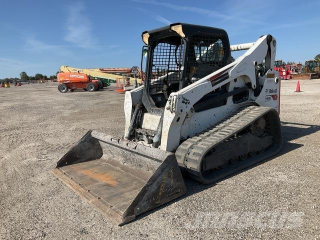 Bobcat T740 لوادر انزلاقية التوجيه