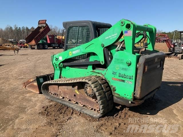 Bobcat T750 لوادر انزلاقية التوجيه