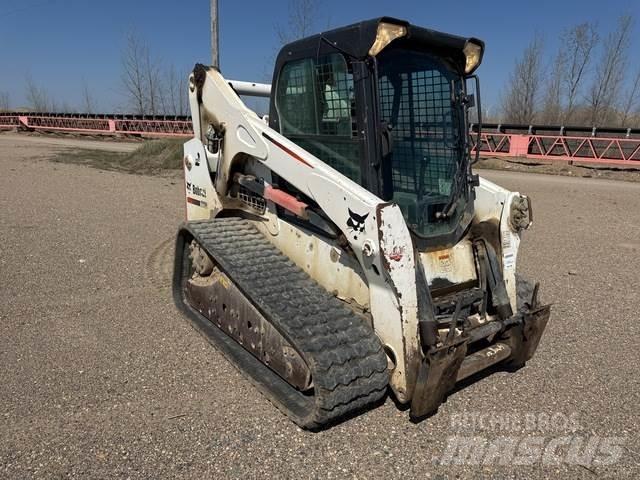 Bobcat T770 لوادر انزلاقية التوجيه