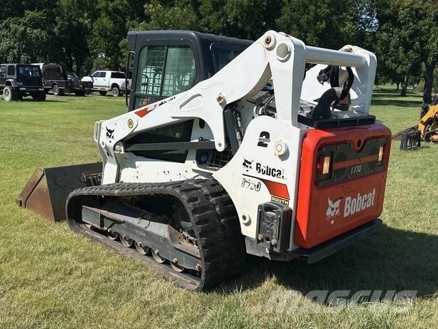 Bobcat T770 لوادر انزلاقية التوجيه