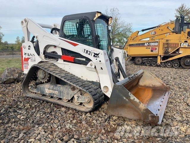 Bobcat T870 لوادر انزلاقية التوجيه