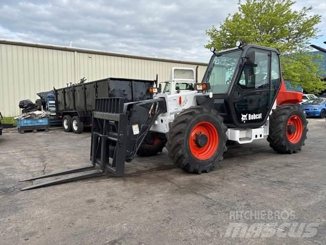 Bobcat V723 مناولات متداخلة