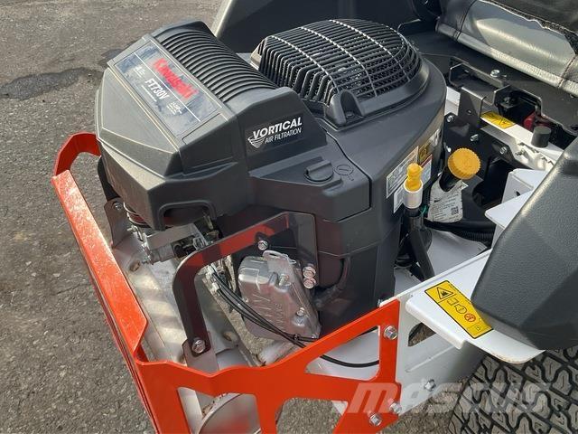 Bobcat ZT3000 معدات البناء - غير ذلك