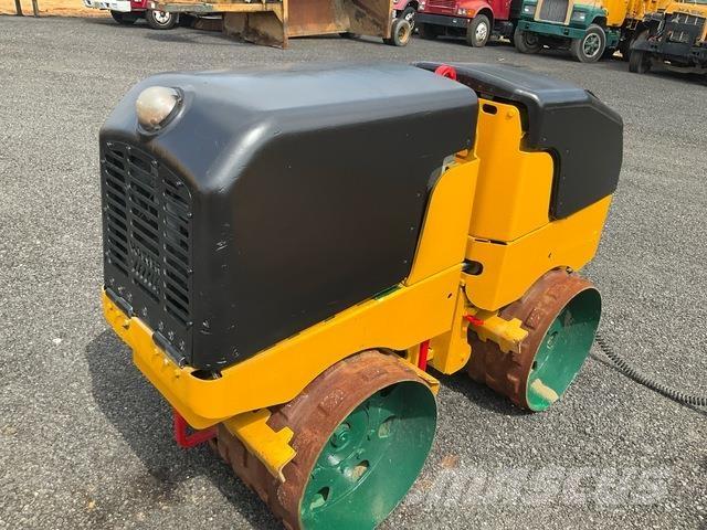 Bomag  ضاغطات التربة